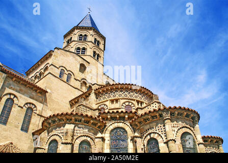 Basilika Notre-Dame-du-Port, Clermont-Ferrand. Stockfoto