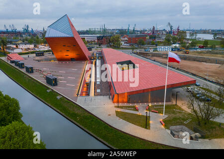 Das Gebäude des Museums des Zweiten Weltkriegs in Danzig. Stockfoto