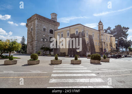 Die Rektoren Palast, Rocca dei Rettori, in IV Novembre Square, Benevento Schloss, Benevento, Italien. Stockfoto