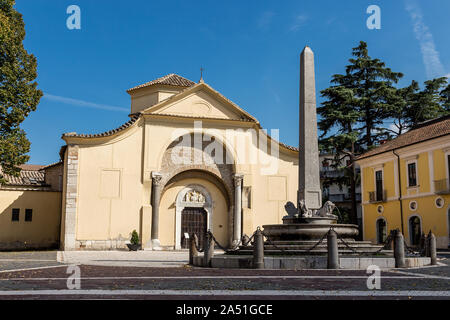 Die Kirche von Santa Sofia in Benevento, Kampanien, Italien, UNESCO-Welterbe. Stockfoto