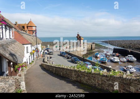 Die aufgehende Sonne Hotel & Lynmouth Harbour, Harbourside, Lynton, Devon, England, Vereinigtes Königreich Stockfoto