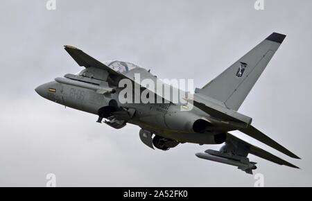 Italienische Luftwaffe T-346 eine Durchführung an der Royal International Air Tattoo 2019 Stockfoto