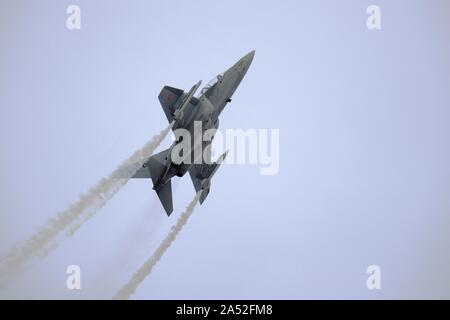 Italienische Luftwaffe T-346 eine Durchführung an der Royal International Air Tattoo 2019 Stockfoto