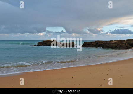 Oura Strandszene in Albufeira. Algarve, Portugal Stockfoto