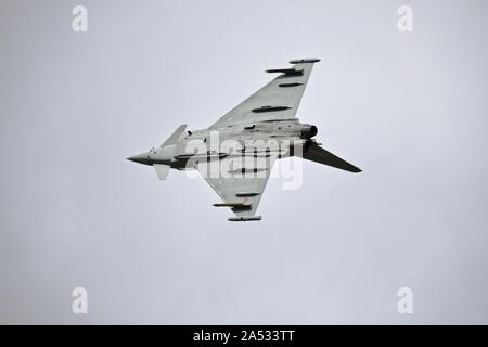 Italienische Luftwaffe F-2000A Typhoon Kampfjets durchführen Am2019 Royal International Air Tattoo Stockfoto