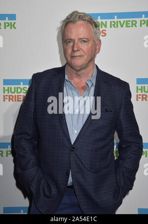 New York, Vereinigte Staaten. 17 Okt, 2019. Schauspieler Aidan Quinn kommt auf dem Roten Teppich und den Hudson River Park jährlichen Gala Michael R., Bloomberg, David Chang und Lucy Liu Bei Cipriani South Street in New York City am Donnerstag, Oktober 17, 2019 ehren. Foto von Louis Lanzano/UPI Quelle: UPI/Alamy leben Nachrichten Stockfoto