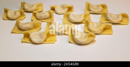 Eine Art Ravioli, casoncelli, hausgemachte traditionelle Speisen der Bergamo, Italien. Köstliche italienische Küche Stockfoto