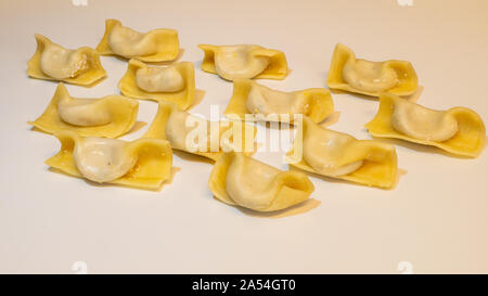 Eine Art Ravioli, casoncelli, hausgemachte traditionelle Speisen der Bergamo, Italien. Köstliche italienische Küche Stockfoto