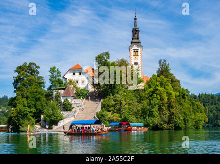 Bleder See mit St. Mary's Kirche Mariä Himmelfahrt auf die Insel in der oberen Krain, Slowenien