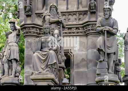 Kranner Brunnen, ist ein Brunnen und neo-gotische Denkmal für Kaiser Franz I., in Prag, Tschechische Republik. Es verfügt über allegorische Skulpturen Stockfoto