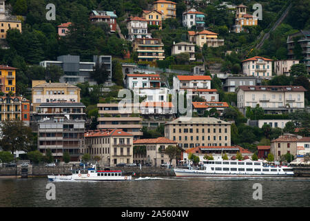 Comer See, Lombardei Italien September 2019 Como ist eine Stadt und Gemeinde in der Lombardei, Italien. Es ist die Hauptstadt der Provinz Como. Die Nähe Stockfoto