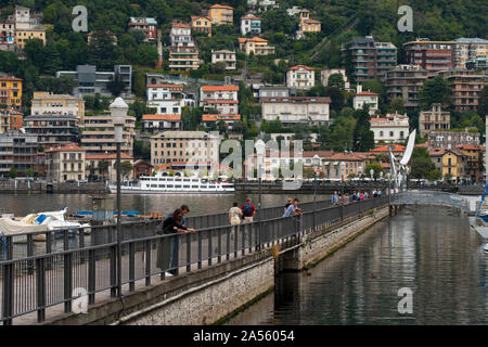 Comer See, Lombardei Italien September 2019 Como ist eine Stadt und Gemeinde in der Lombardei, Italien. Es ist die Hauptstadt der Provinz Como. Die Nähe Stockfoto