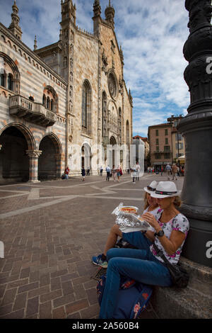 Comer See, Lombardei Italien September 2019 Como Kathedrale Duomo oder 14 Cent. Como Kathedrale (Italienisch: Kathedrale Santa Maria Assunta; Duomo di Como) ist die Ro Stockfoto