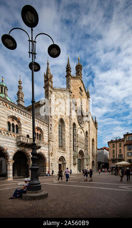 Comer See, Lombardei Italien September 2019 Como Kathedrale Duomo oder 14 Cent. Como Kathedrale (Italienisch: Kathedrale Santa Maria Assunta; Duomo di Como) ist die Ro Stockfoto