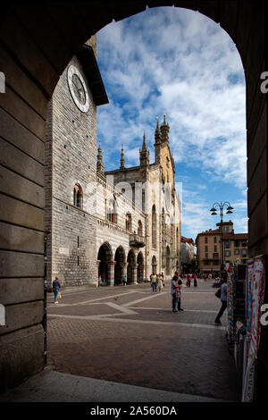 Comer See, Lombardei Italien September 2019 Como Kathedrale Duomo oder 14 Cent. Como Kathedrale (Italienisch: Kathedrale Santa Maria Assunta; Duomo di Como) ist die Ro Stockfoto