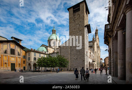 Comer See, Lombardei Italien September 2019 Como Kathedrale Duomo oder 14 Cent. Como Kathedrale (Italienisch: Kathedrale Santa Maria Assunta; Duomo di Como) ist die Ro Stockfoto