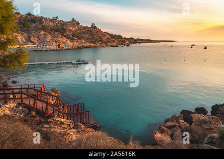 Schönen Strand von Konnos Bay in Cape Greko Naturpark, Zypern Stockfoto