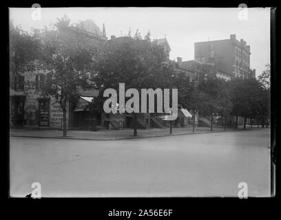 Blick von der 13. Straße, Ostseite, Blick nach Süden von H Straße mit Carter's Farbe Store auf der Ecke Stockfoto