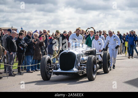 OLD WARDEN, BEDFORDSHIRE, GROSSBRITANNIEN, 6. OKTOBER 2019. 24 Liter Napier Railton.Renntag bei Shuttleworth. Stockfoto