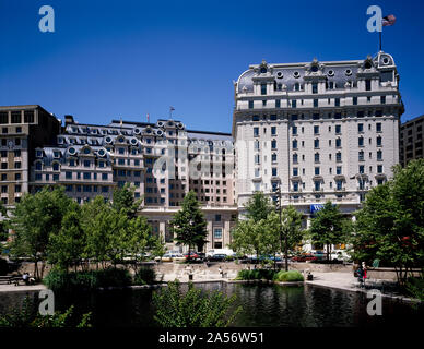 Ansicht des Willard Hotel von Pershing Park, Washington, D.C Stockfoto