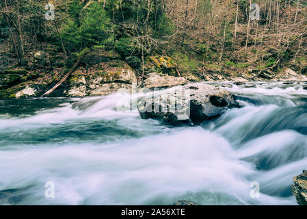 Rapids über Baby fällt auf den Tellico Fluss, TN # 2. Stockfoto