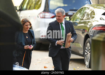 Der Staatsminister für Sicherheit Brandon Lewis in Downing Street, London. Stockfoto