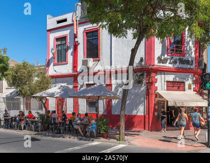 Bar La Nona auf Pio Nono Straße im Barrio Bellavista, Santiago, Chile, Südamerika Stockfoto