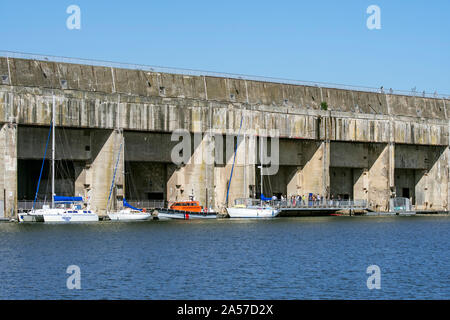 Deutsche WW2 Kriegsmarine Submarine Base, befestigte U-Boot in den Hafen von Saint-Nazaire, Loire-Atlantique, Frankreich Stockfoto