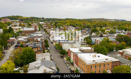 An der westlichen Grenze von Columbia County Hudson New York sitzt auf einem Knick in den Hudson River Stockfoto