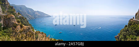 Die Stadt an der Küste, Positano, Amalfi, Salerno, Kampanien, Italien Stockfoto