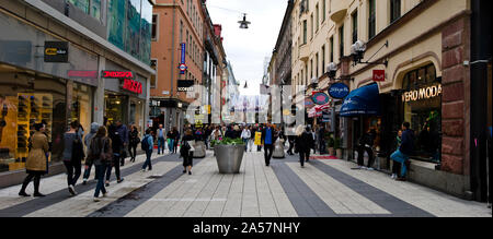 Die Menschen auf der Straße Drottninggatan, Stockholm, Schweden Stockfoto