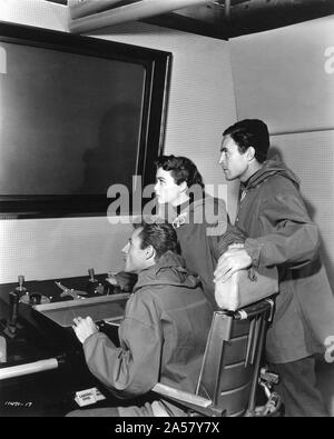 RICHARD DERR BARBARA RUSH und Peter Hansen, wenn Welten aufeinander Direktor 1951 RUDOLPH MATE Produzent GEORGE PAL Paramount Pictures Stockfoto