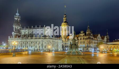 Hofkirche mit Wohnsitz Schloss, Panorama, Nacht, Foto, Dresden, Sachsen, Deutschland Stockfoto