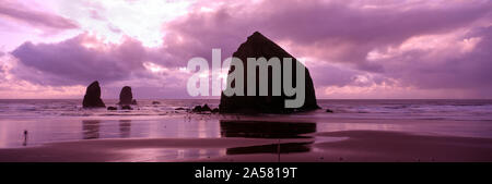 Panoramablick auf Strand, Cannon Beach, Oregon, USA Stockfoto