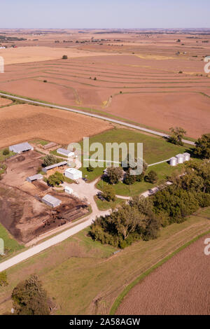 Luftaufnahme des ländlichen Ackerland in Mills County, Iowa, USA. Stockfoto