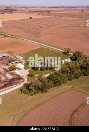 Luftaufnahme des ländlichen Ackerland in Mills County, Iowa, USA. Stockfoto