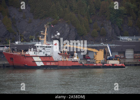 Samuel Risley Küstenwache Boot angedockt in Quebec City, Kanada Stockfoto