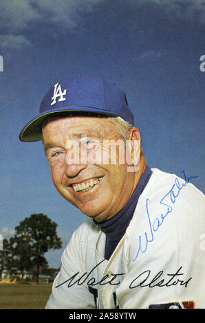 Walt Alston war der Manager der Brooklyn und Los Angeles Dodgers und wurde an die National Baseball Hall of Fame gewählt. Stockfoto