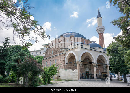 Sofia, Bulgarien - 25. Juni 2019: Osmanische Moschee Banya Bashi in Sofia, Bulgarien Stockfoto