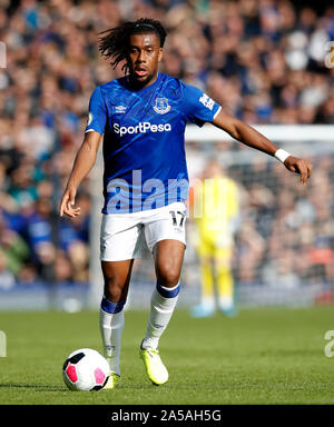 Everton ist Alex Iwobi in Aktion während der Premier League Spiel im Goodison Park, Liverpool. Stockfoto