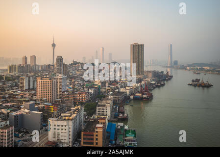 Stadtbild von Macau, China in der Dämmerung Stockfoto