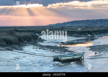 Dawn und Sonnenaufgang auf morston Creek, North Norfolk Coast UK Stockfoto