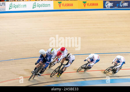 Apeldoorn, Niederlande. Okt, 2019 19. APELDOORN, 19-10-2019, allsports, Omnisport Apeldoorn, Matthijs Buchli während der Track Radfahren Europameisterschaften, Ek Baanwielrennen. Credit: Pro Schüsse/Alamy leben Nachrichten Stockfoto