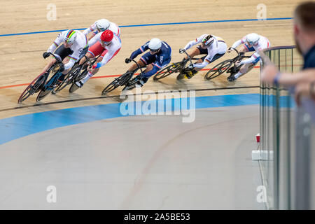 Apeldoorn, Niederlande. Okt, 2019 19. APELDOORN, 19-10-2019, allsports, Omnisport Apeldoorn, Matthijs Buchli während der Track Radfahren Europameisterschaften, Ek Baanwielrennen. Credit: Pro Schüsse/Alamy leben Nachrichten Stockfoto