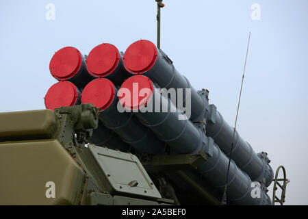 SAMBEK, ROSTOV REGION, Russland, 28. JUNI 2019: Raketen der Russischen Selbstfahrende mittelfristige Surface-to-Air Missile system Buk-M3 Stockfoto