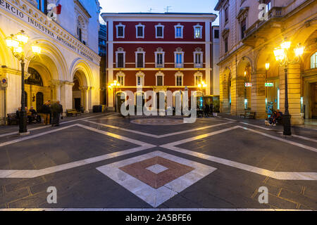 Platz Gian Battista Vico, Chieti, Abruzzen, Italien, Europa Stockfoto