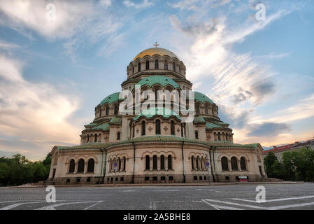 Die Alexander-Newski-Kathedrale in Sofia, Bulgarien, im Mai 2019 getroffen Stockfoto