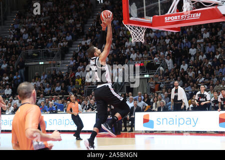 Bologna, Italien, 19 Okt 2019, Kyle Weems (Virtus Bologna) während Segafredo Segafredo Virtus Bologna vs Openjobmetis Varese - Italienische Basketball eine Serie Meisterschaft - Credit: LPS/Michele Nucci/Alamy leben Nachrichten Stockfoto