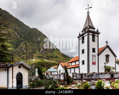 Kirche von Saint Vincent Igreja Matriz, in Sao Vicente, North West Coast im Westen von Madeira Stockfoto