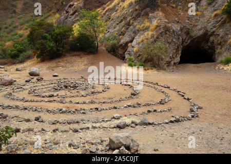 Los Angeles, die bathöhle in Bronson Canyon/Höhlen, Abschnitt der Griffith Park, Standort für viele Film- und TV-Show entfernt Stockfoto